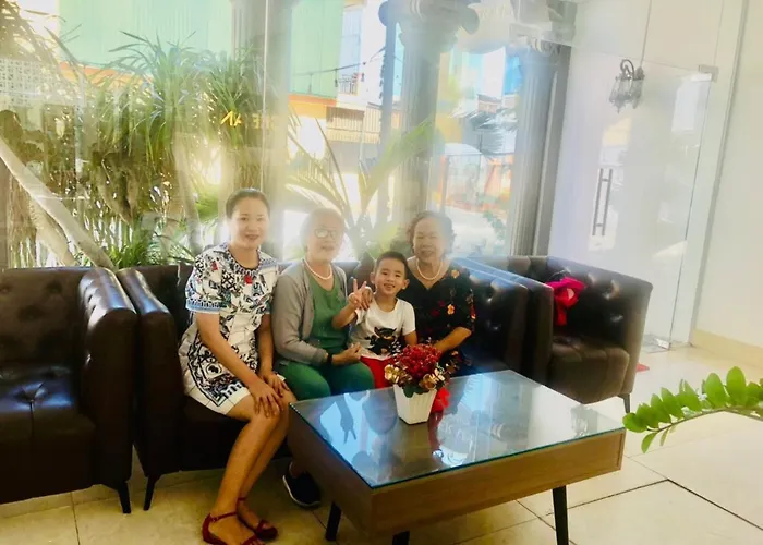 Emerald Ocean Hotel