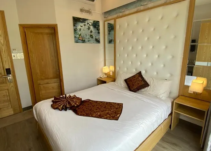 Khách sạn Emerald Ocean Phan Thiết