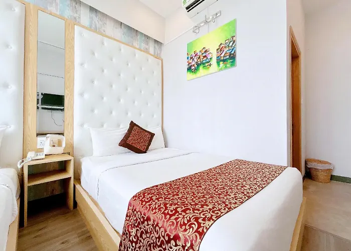 Khách sạn Emerald Ocean Phan Thiết