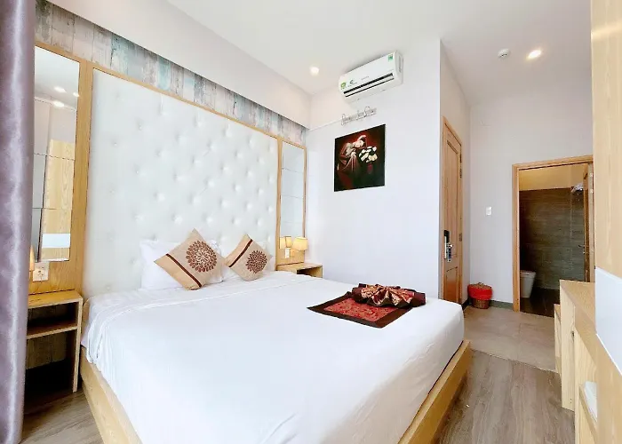 Emerald Ocean Khách sạn